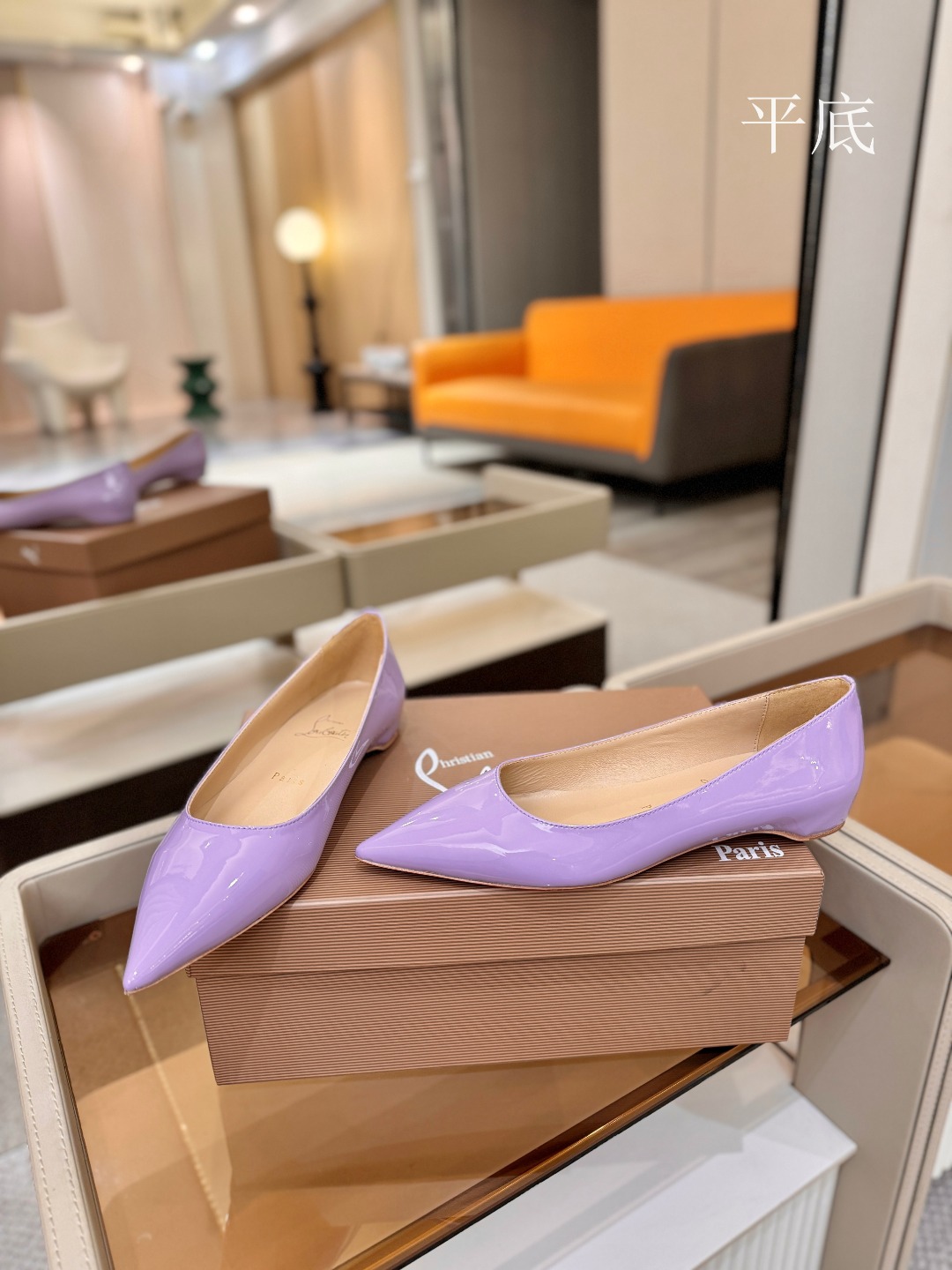 漆皮 单鞋（经典款）质感立体穿出时尚芭莎的气质优质皮里更加柔软透气，无敌瘦腿，穿上立马拉升腿的长度～涵深