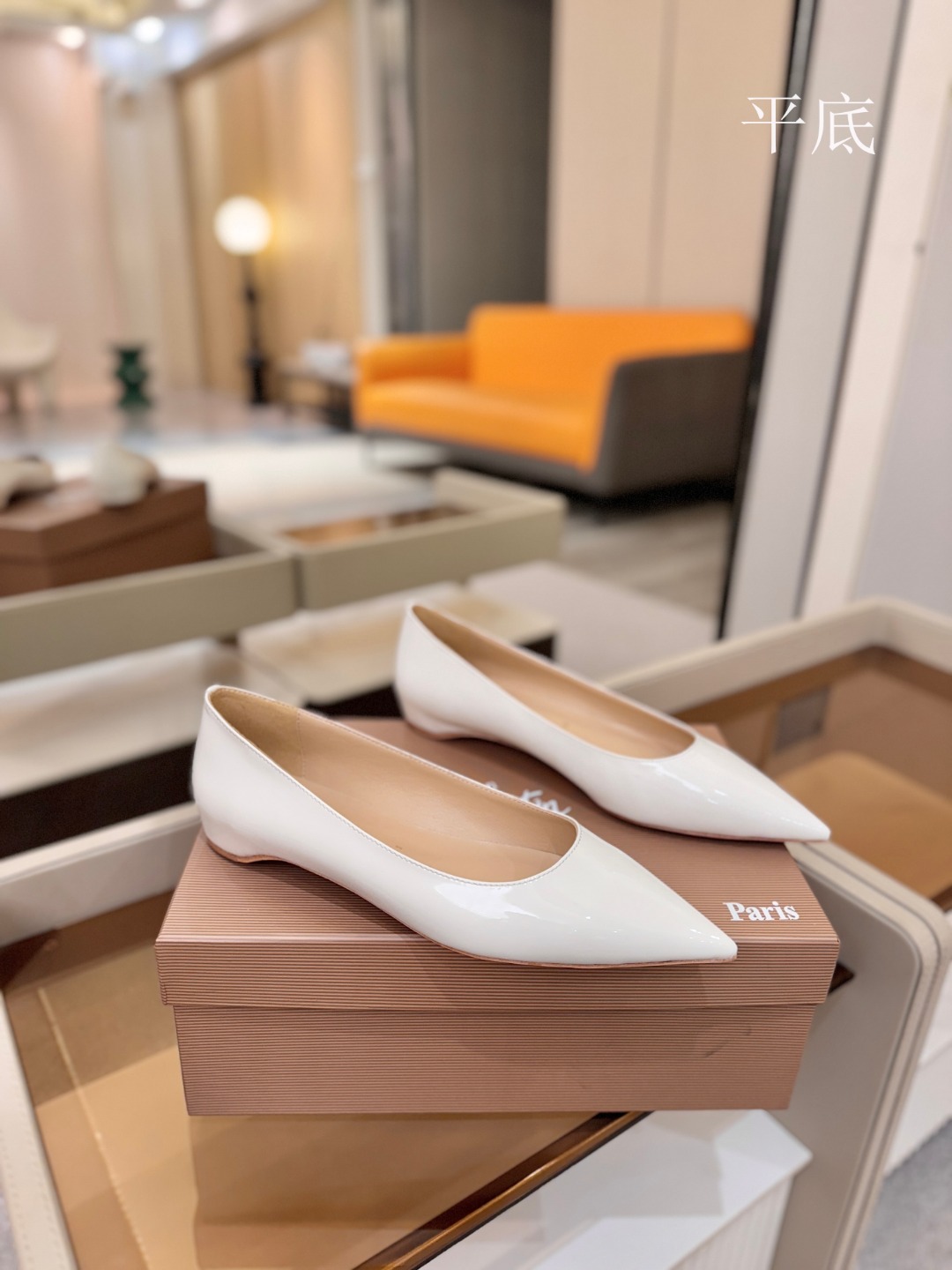 漆皮 单鞋（经典款）质感立体穿出时尚芭莎的气质优质皮里更加柔软透气，无敌瘦腿，穿上立马拉升腿的长度～涵深