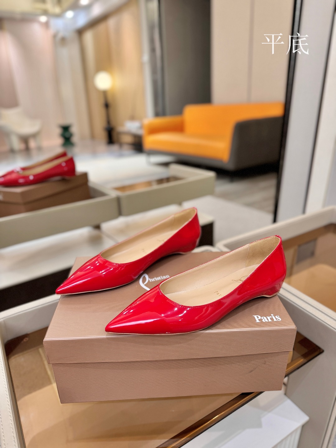 漆皮 单鞋（经典款）质感立体穿出时尚芭莎的气质优质皮里更加柔软透气，无敌瘦腿，穿上立马拉升腿的长度～涵深