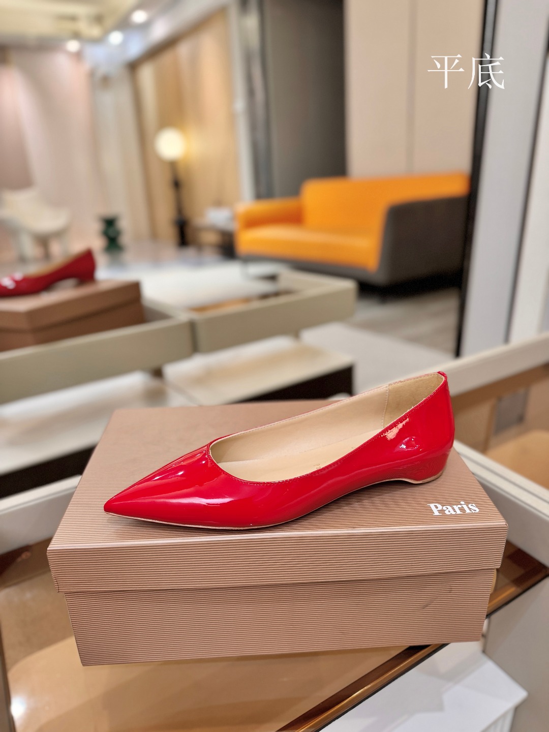 漆皮 单鞋（经典款）质感立体穿出时尚芭莎的气质优质皮里更加柔软透气，无敌瘦腿，穿上立马拉升腿的长度～涵深