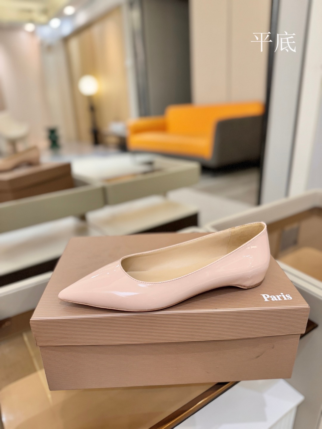 漆皮 单鞋（经典款）质感立体穿出时尚芭莎的气质优质皮里更加柔软透气，无敌瘦腿，穿上立马拉升腿的长度～涵深