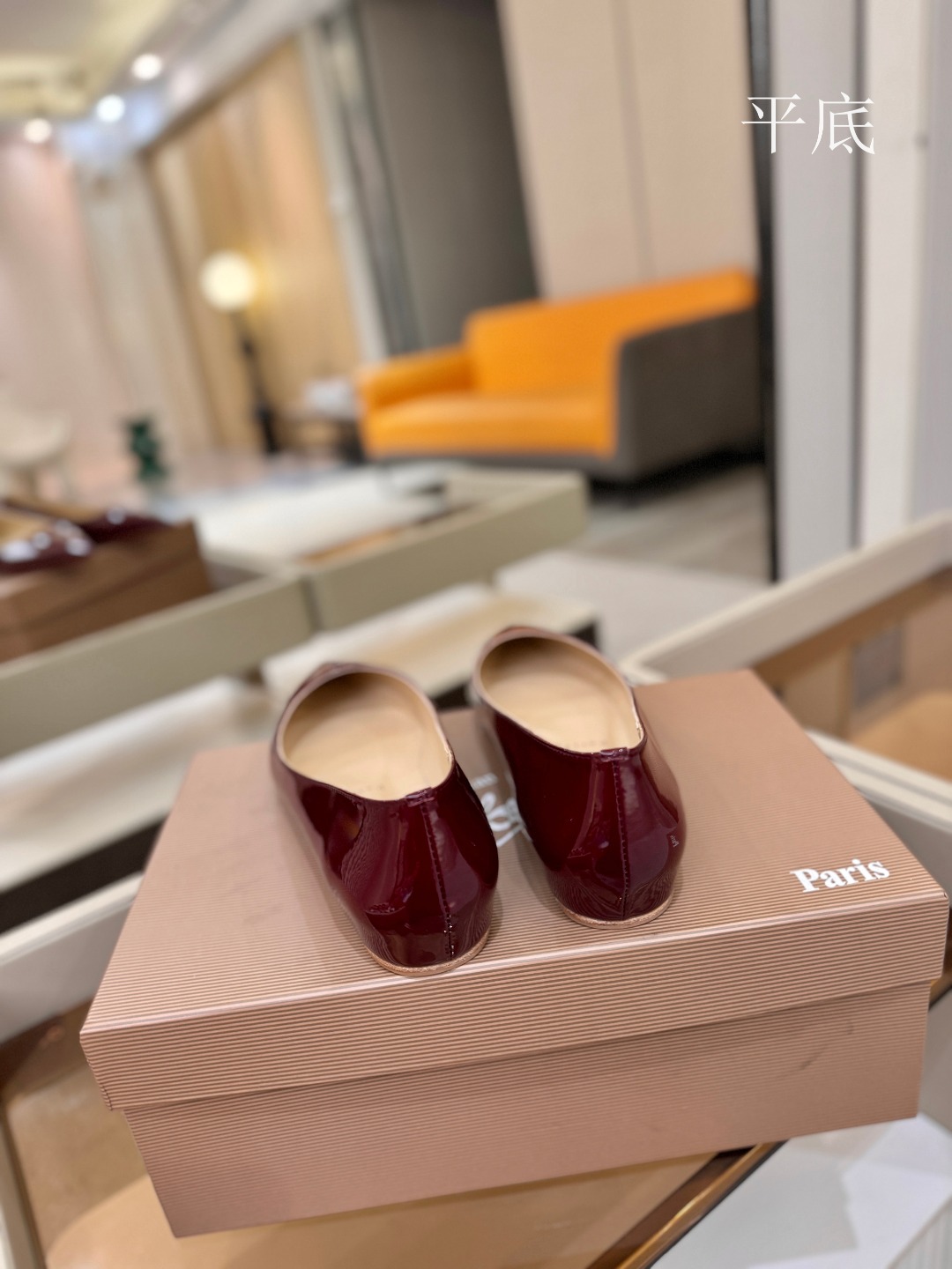 漆皮 单鞋（经典款）质感立体穿出时尚芭莎的气质优质皮里更加柔软透气，无敌瘦腿，穿上立马拉升腿的长度～涵深