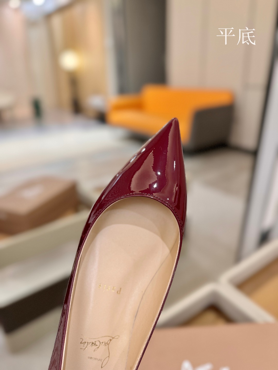 漆皮 单鞋（经典款）质感立体穿出时尚芭莎的气质优质皮里更加柔软透气，无敌瘦腿，穿上立马拉升腿的长度～涵深