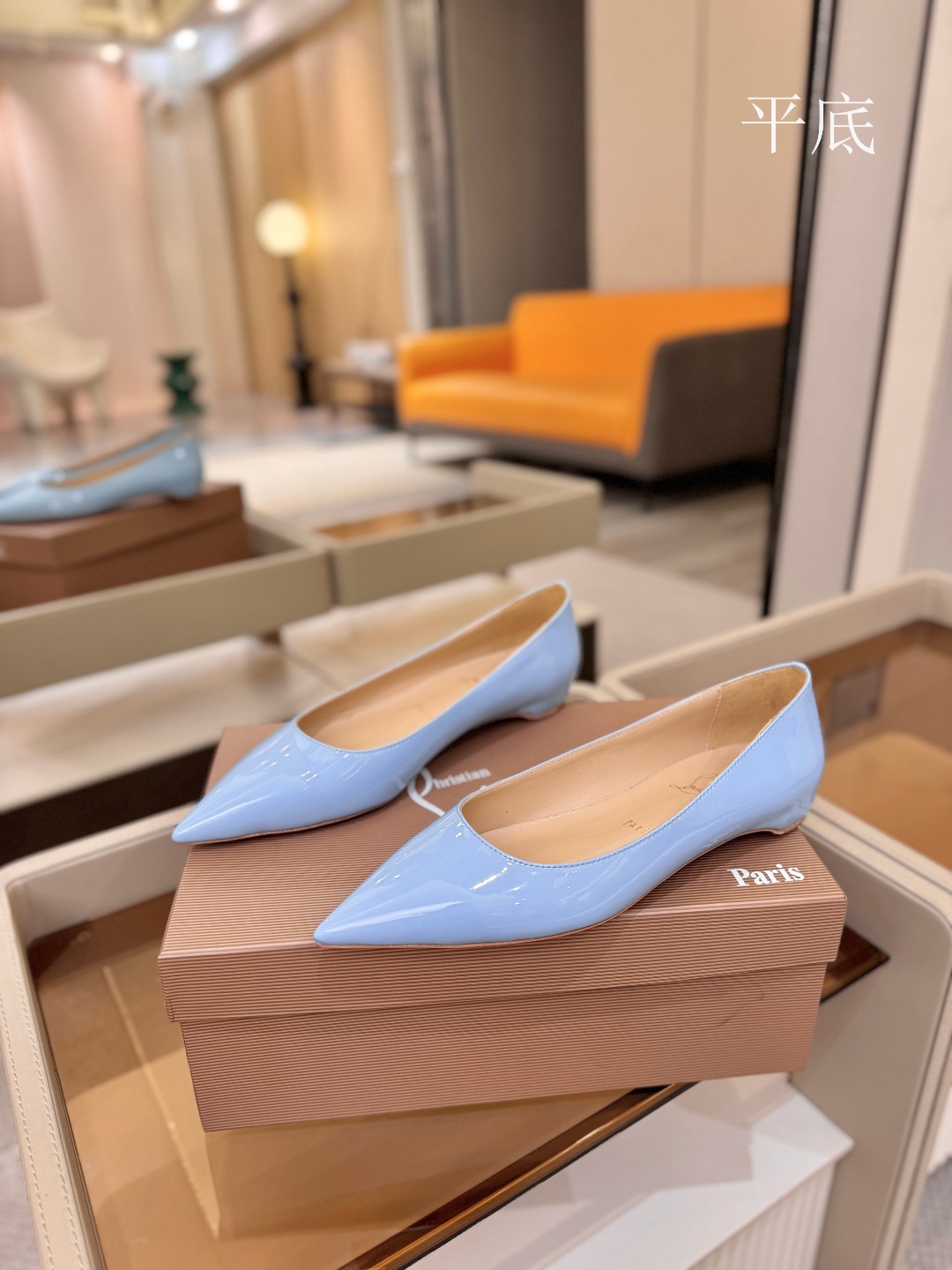 漆皮 单鞋（经典款）质感立体穿出时尚芭莎的气质优质皮里更加柔软透气，无敌瘦腿，穿上立马拉升腿的长度～涵深