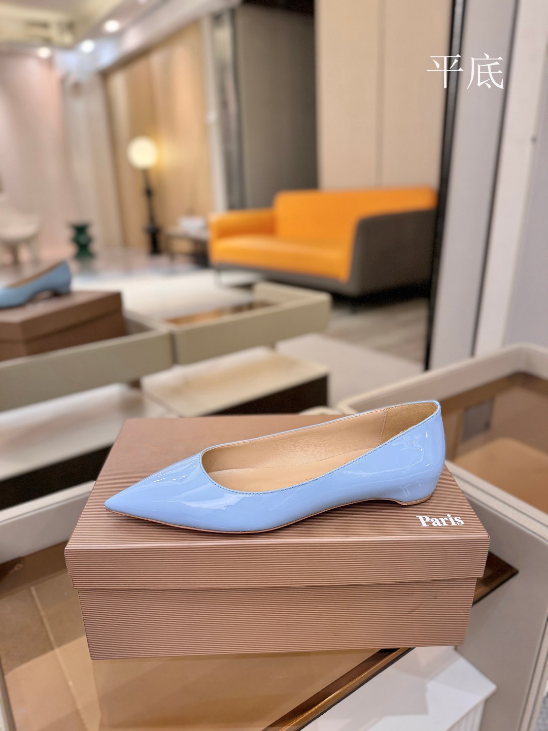 漆皮 单鞋（经典款）质感立体穿出时尚芭莎的气质优质皮里更加柔软透气，无敌瘦腿，穿上立马拉升腿的长度～涵深