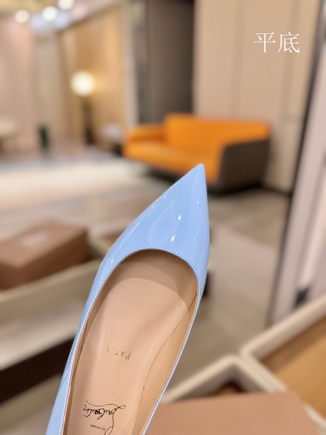 漆皮 单鞋（经典款）质感立体穿出时尚芭莎的气质优质皮里更加柔软透气，无敌瘦腿，穿上立马拉升腿的长度～涵深