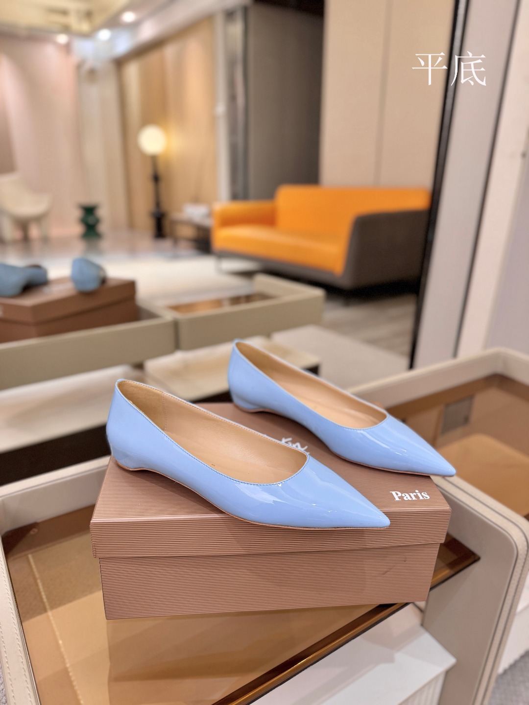 漆皮 单鞋（经典款）质感立体穿出时尚芭莎的气质优质皮里更加柔软透气，无敌瘦腿，穿上立马拉升腿的长度～涵深