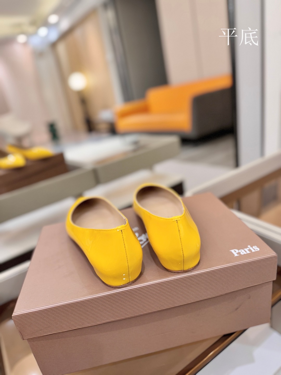 漆皮 单鞋（经典款）质感立体穿出时尚芭莎的气质优质皮里更加柔软透气，无敌瘦腿，穿上立马拉升腿的长度～涵深