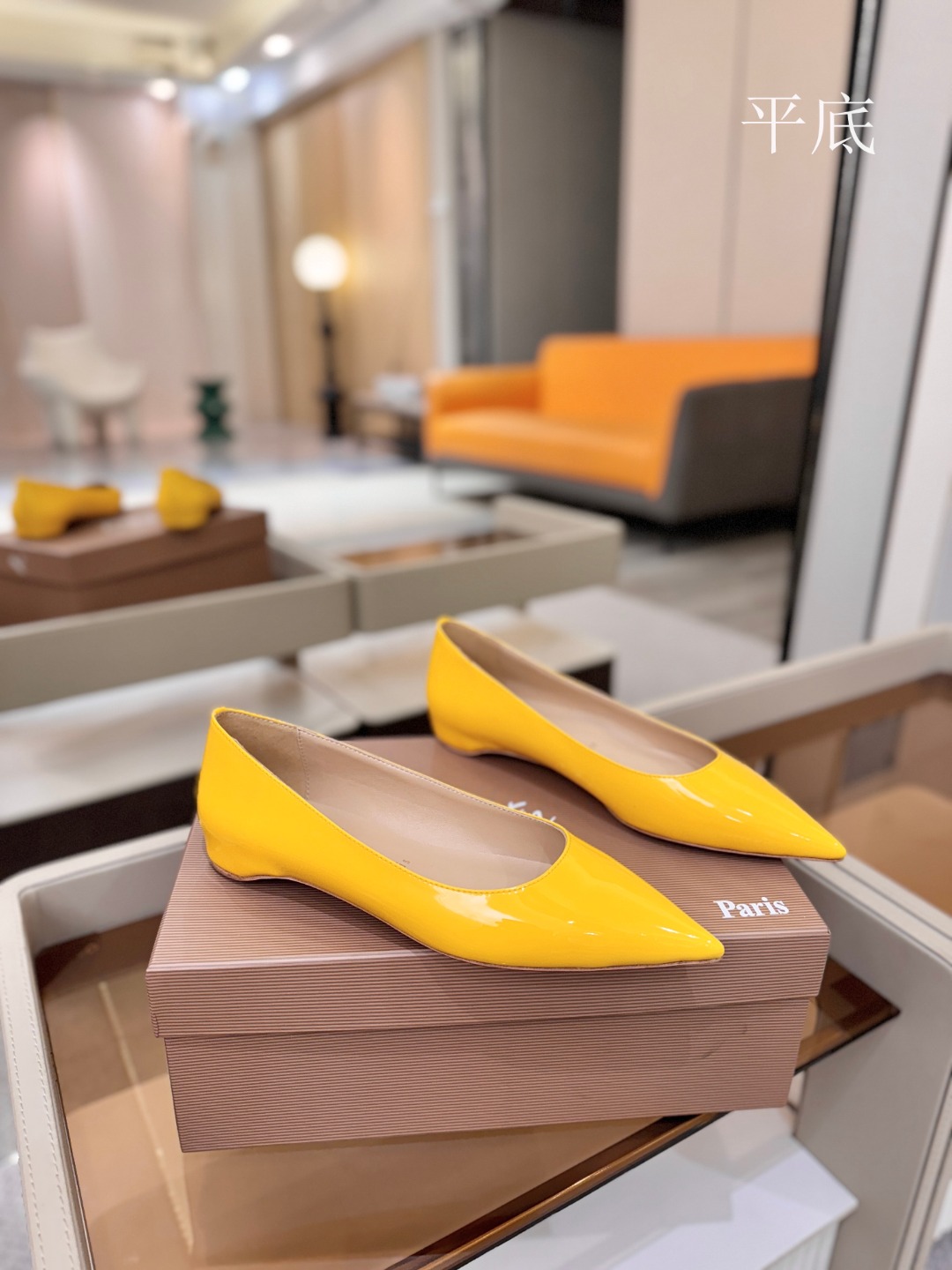 漆皮 单鞋（经典款）质感立体穿出时尚芭莎的气质优质皮里更加柔软透气，无敌瘦腿，穿上立马拉升腿的长度～涵深