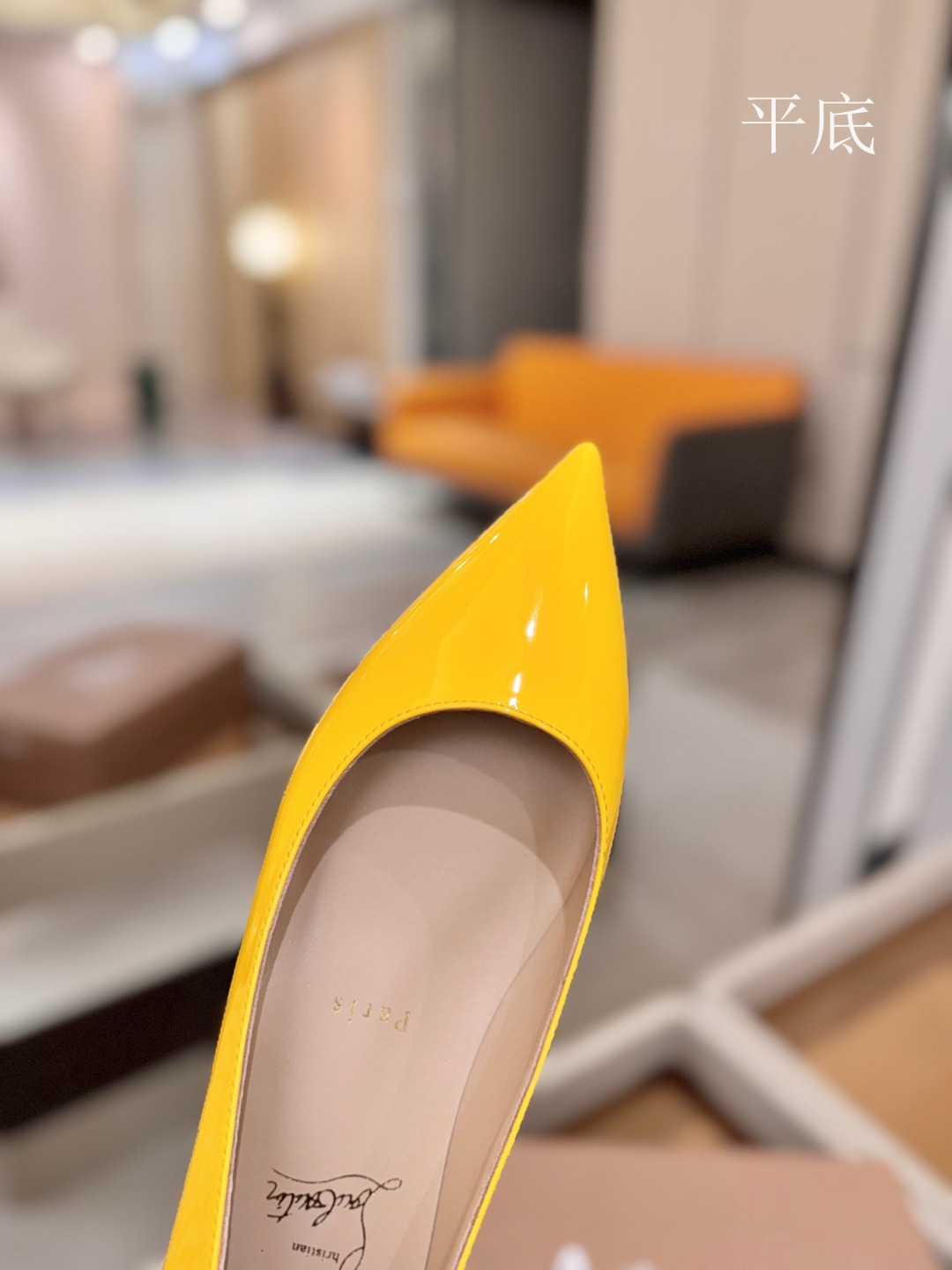 漆皮 单鞋（经典款）质感立体穿出时尚芭莎的气质优质皮里更加柔软透气，无敌瘦腿，穿上立马拉升腿的长度～涵深