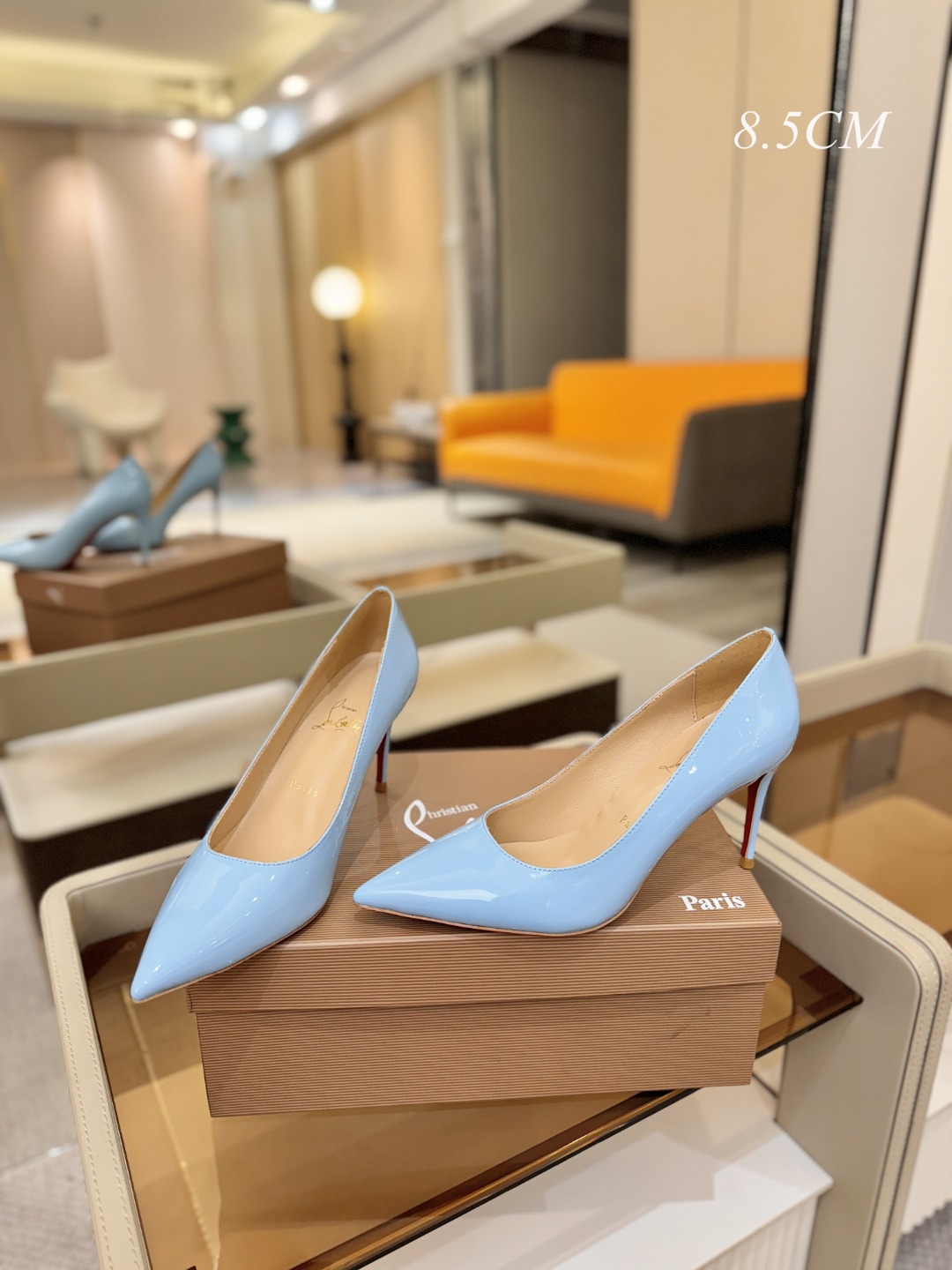 漆皮 单鞋（经典款）质感立体穿出时尚芭莎的气质优质皮里更加柔软透气，无敌瘦腿，穿上立马拉升腿的长度～涵深