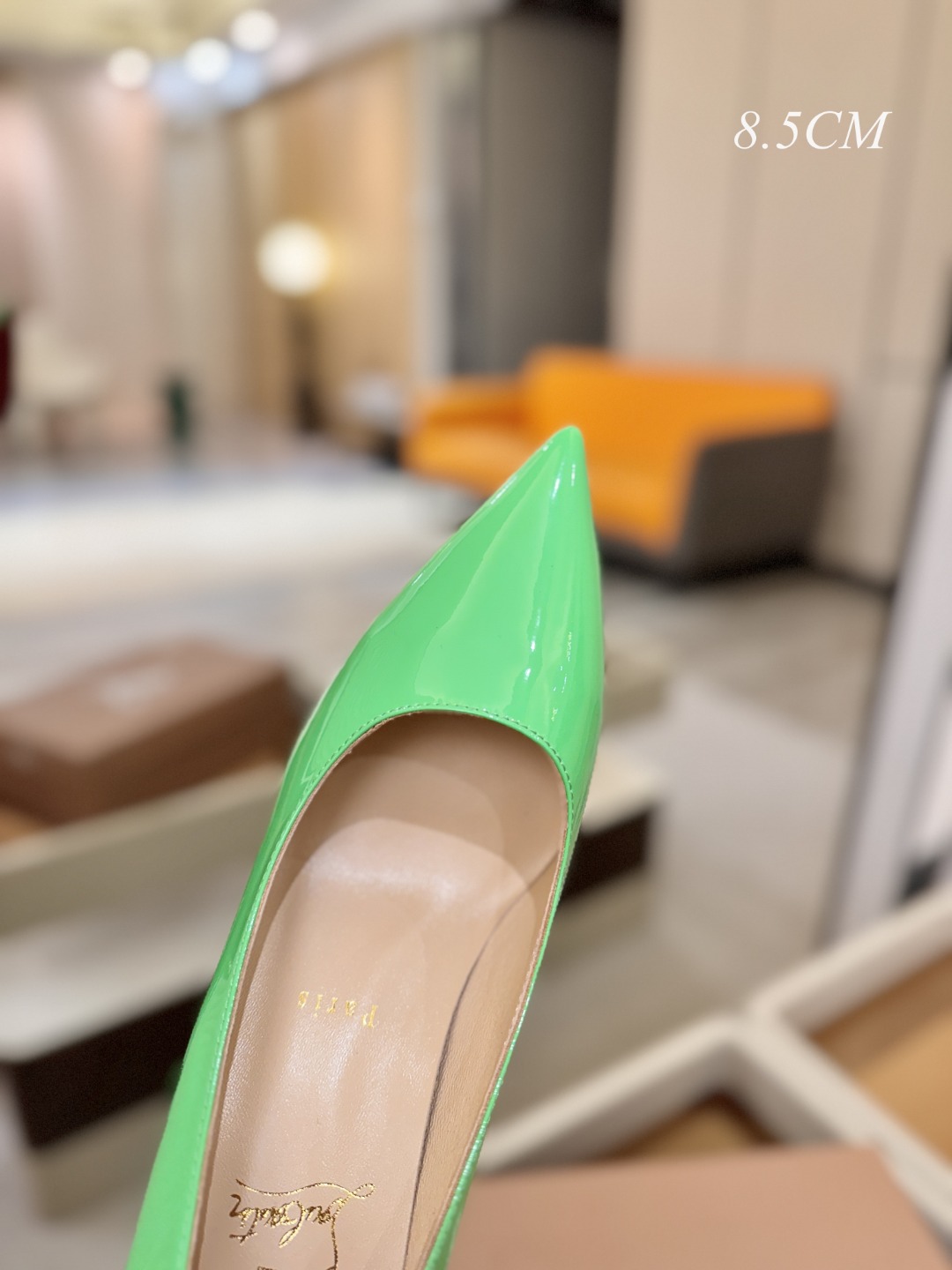 漆皮 单鞋（经典款）质感立体穿出时尚芭莎的气质优质皮里更加柔软透气，无敌瘦腿，穿上立马拉升腿的长度～涵深