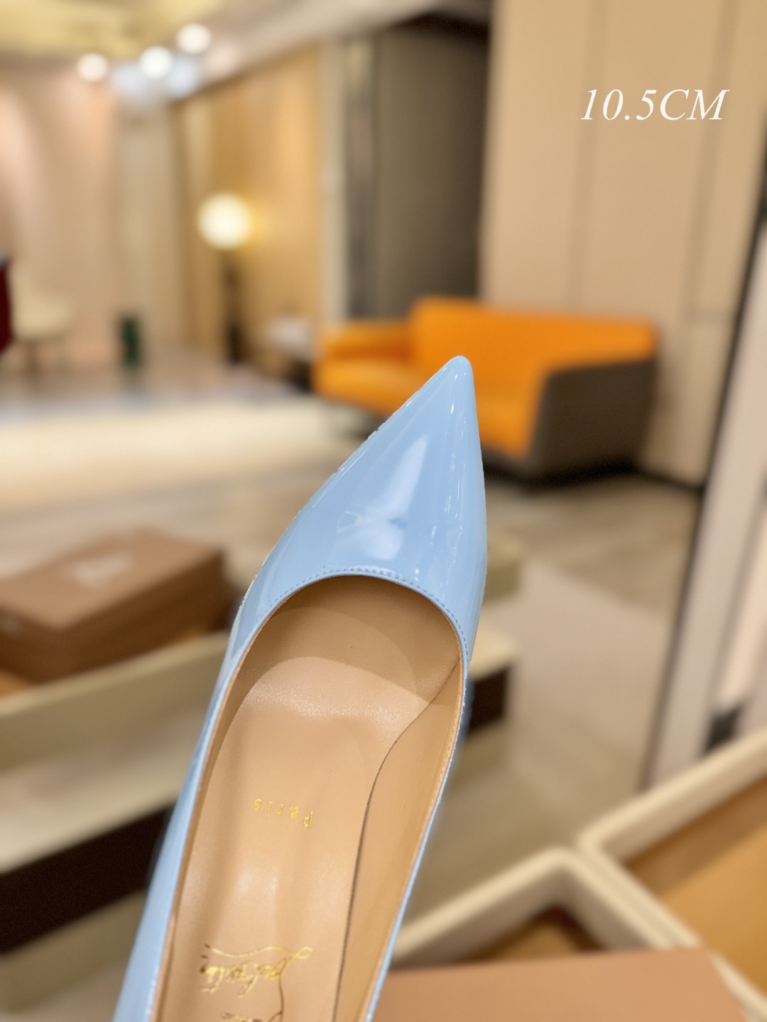 漆皮 单鞋（经典款）质感立体穿出时尚芭莎的气质优质皮里更加柔软透气，无敌瘦腿，穿上立马拉升腿的长度～涵深