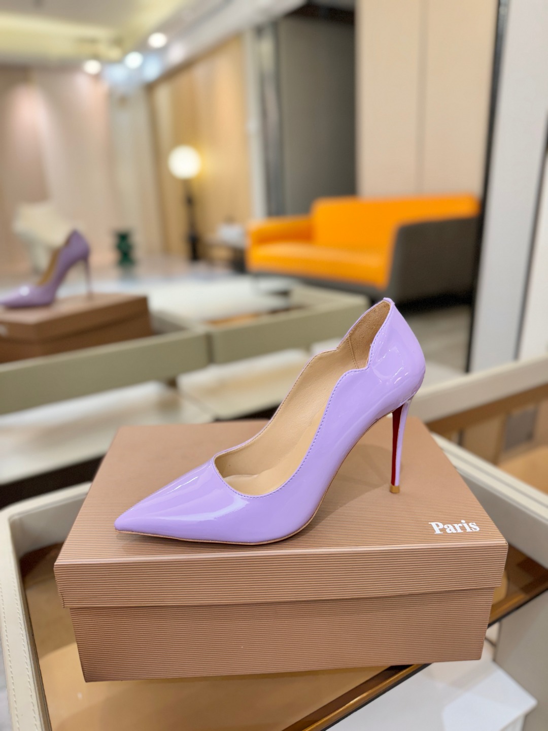 波浪单鞋（经典款）质感立体穿出时尚芭莎的气质优质皮里更加柔软透气，无敌瘦腿，穿上立马拉升腿的长度～涵深刻