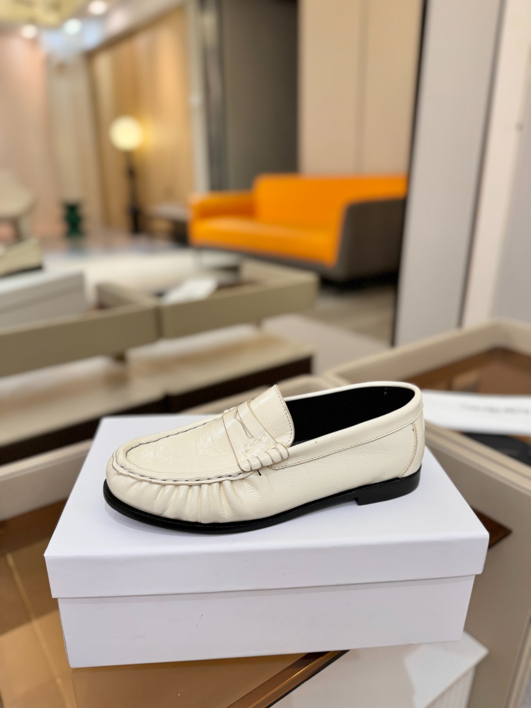 （情侣款） SAINT LAURENT圣罗兰新款褶皱乐福鞋系列🤝🤝YSL女孩的松弛感真的被狠狠拿捏 简直