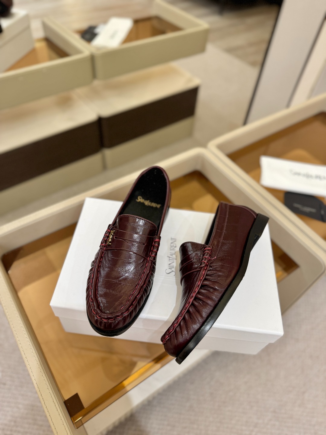 （情侣款） SAINT LAURENT圣罗兰新款褶皱乐福鞋系列🤝🤝YSL女孩的松弛感真的被狠狠拿捏 简直