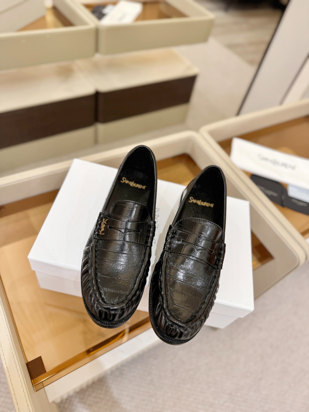 （情侣款） SAINT LAURENT圣罗兰新款褶皱乐福鞋系列🤝🤝YSL女孩的松弛感真的被狠狠拿捏 简直