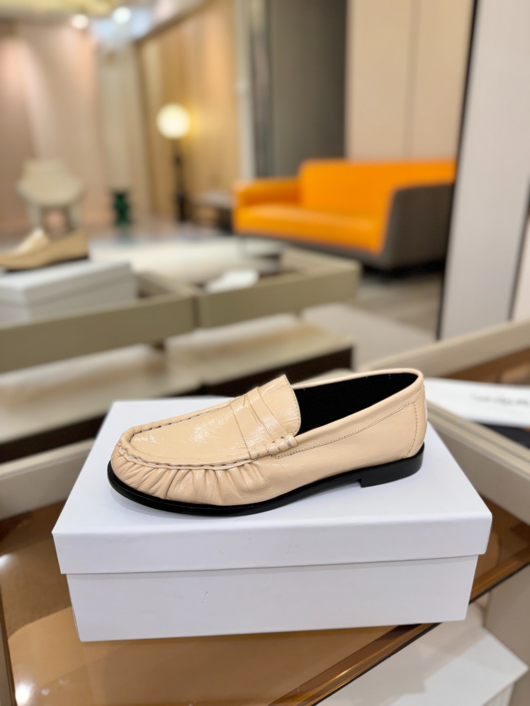 （情侣款） SAINT LAURENT圣罗兰新款褶皱乐福鞋系列🤝🤝YSL女孩的松弛感真的被狠狠拿捏 简直