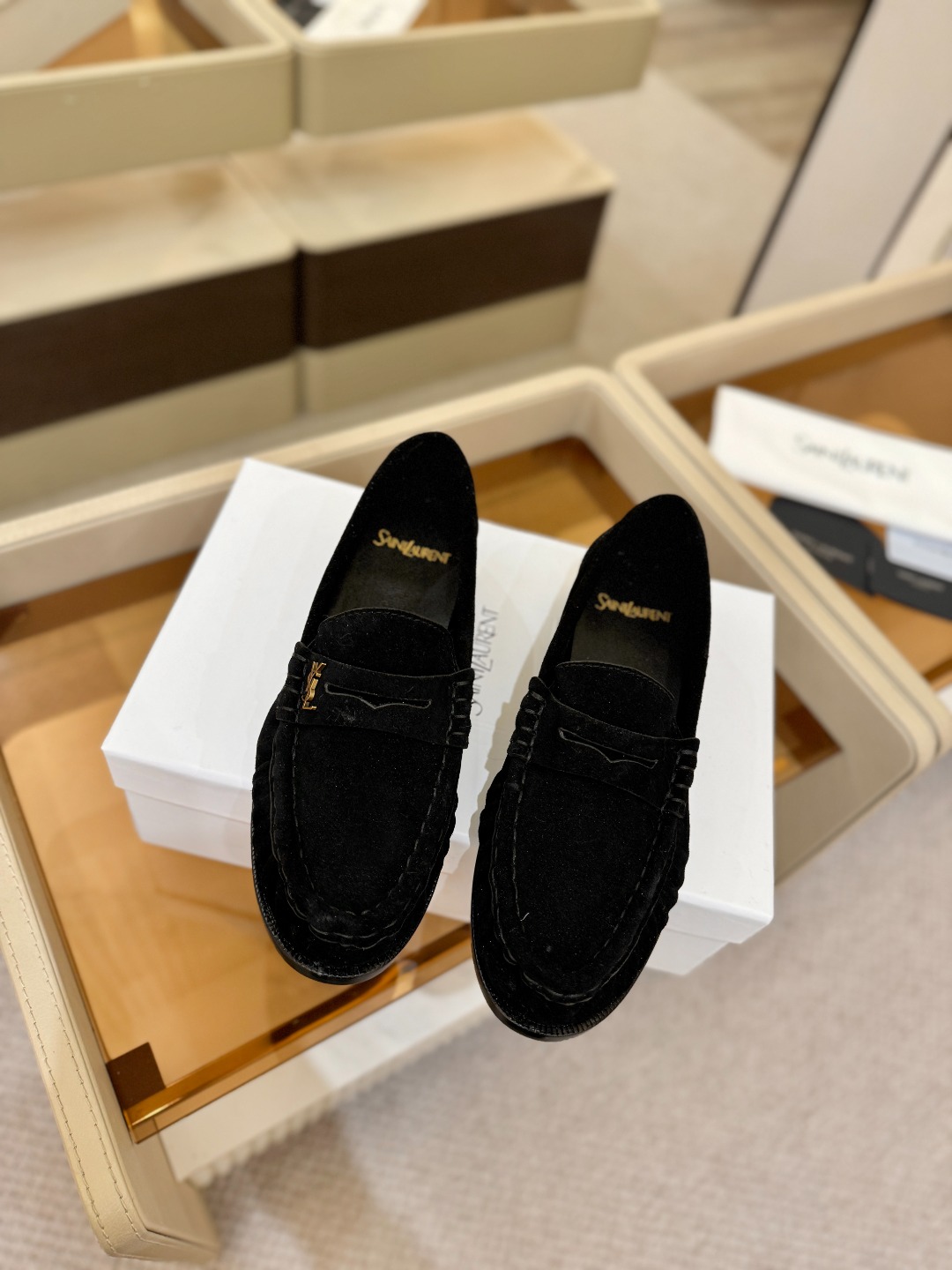 （情侣款） SAINT LAURENT圣罗兰新款褶皱乐福鞋系列🤝🤝YSL女孩的松弛感真的被狠狠拿捏 简直