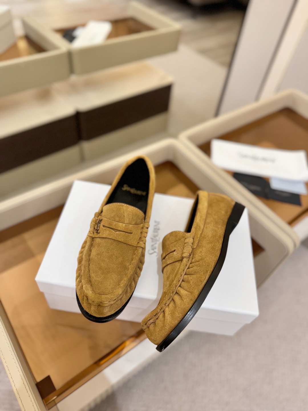 （情侣款） SAINT LAURENT圣罗兰新款褶皱乐福鞋系列🤝🤝YSL女孩的松弛感真的被狠狠拿捏 简直