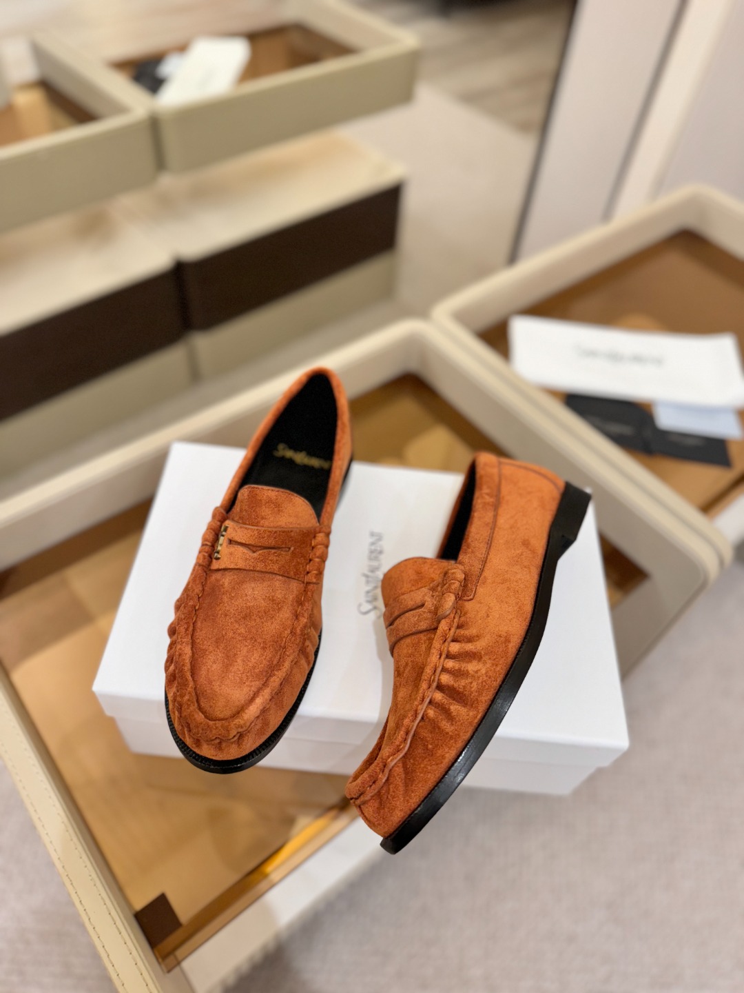 （情侣款） SAINT LAURENT圣罗兰新款褶皱乐福鞋系列🤝🤝YSL女孩的松弛感真的被狠狠拿捏 简直