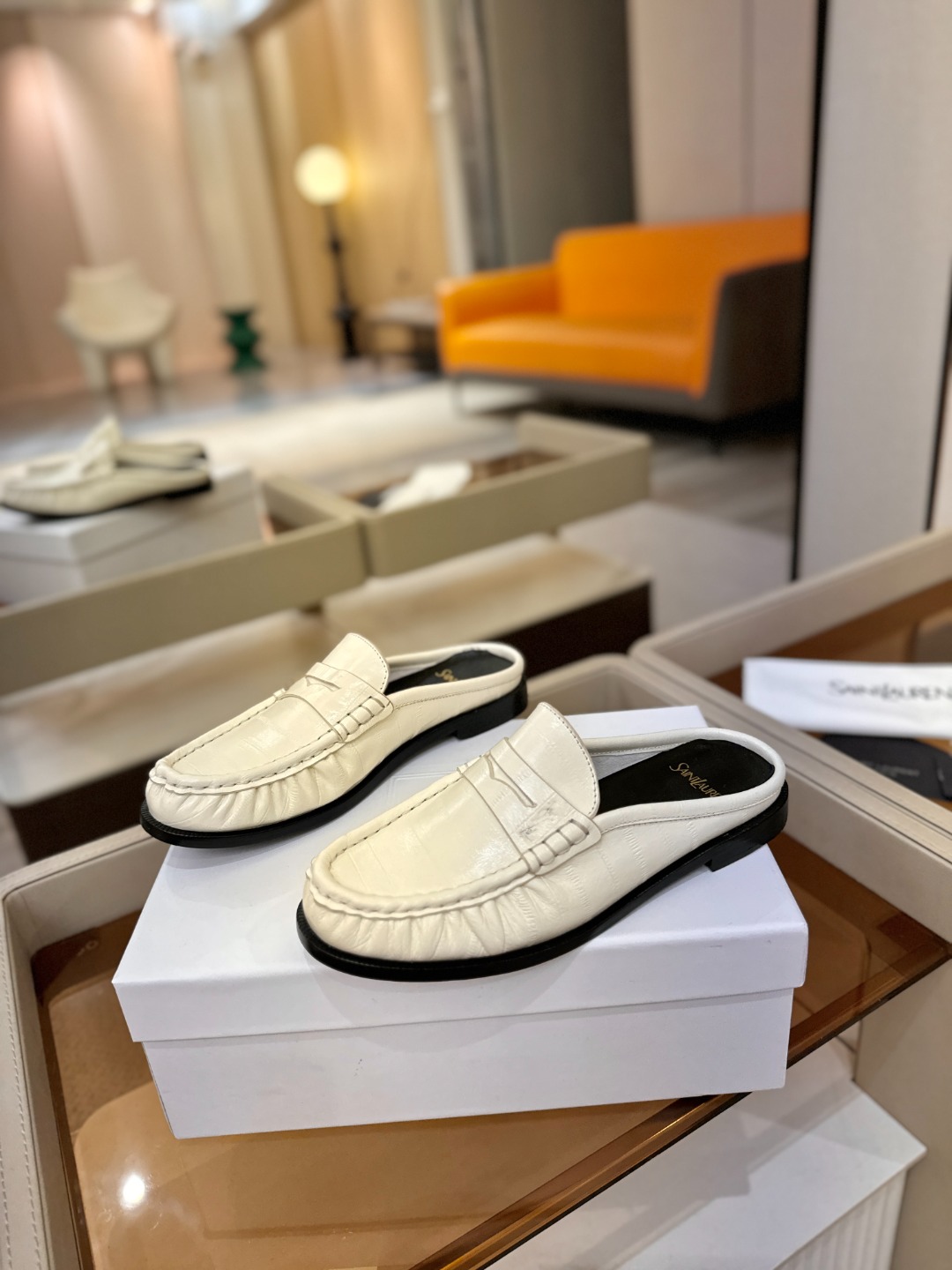 （情侣款） SAINT LAURENT圣罗兰新款褶皱乐福鞋系列🤝🤝YSL女孩的松弛感真的被狠狠拿捏 简直