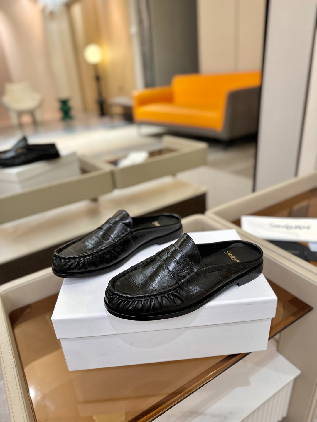 （情侣款） SAINT LAURENT圣罗兰新款褶皱乐福鞋系列🤝🤝YSL女孩的松弛感真的被狠狠拿捏 简直