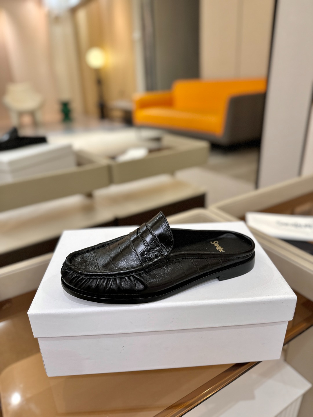 （情侣款） SAINT LAURENT圣罗兰新款褶皱乐福鞋系列🤝🤝YSL女孩的松弛感真的被狠狠拿捏 简直