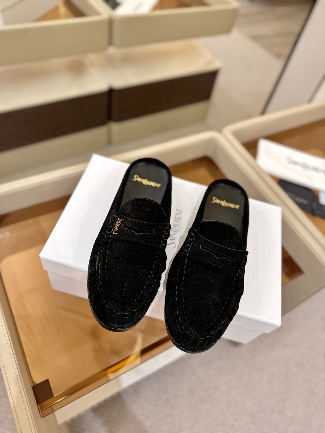 （情侣款） SAINT LAURENT圣罗兰新款褶皱乐福鞋系列🤝🤝YSL女孩的松弛感真的被狠狠拿捏 简直