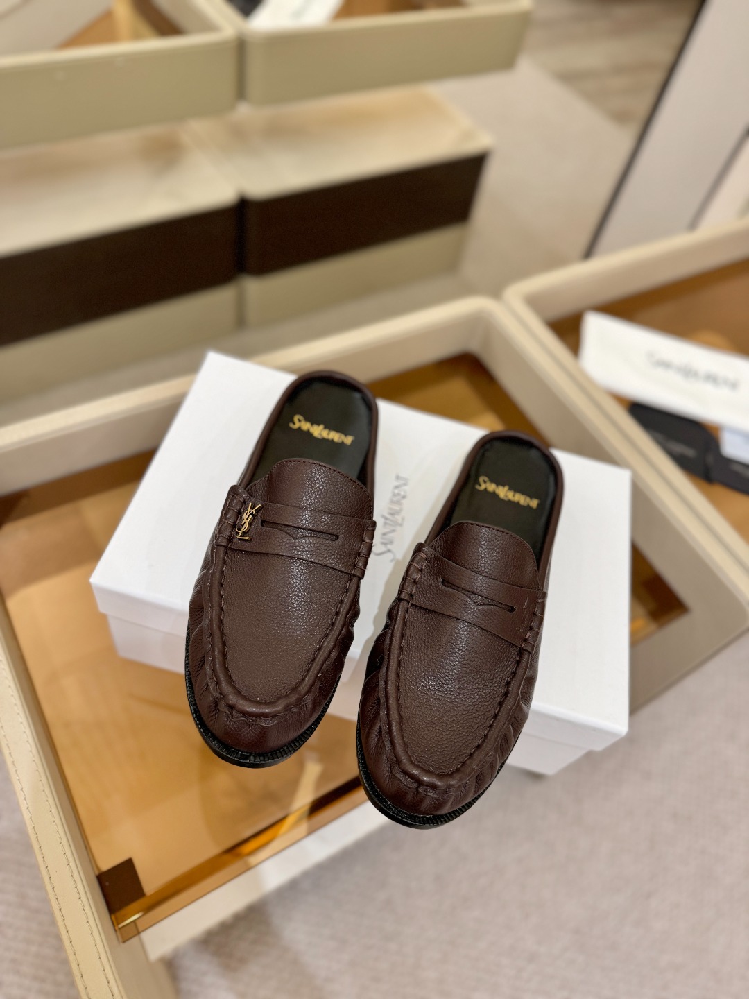 （情侣款） SAINT LAURENT圣罗兰新款褶皱乐福鞋系列🤝🤝YSL女孩的松弛感真的被狠狠拿捏 简直