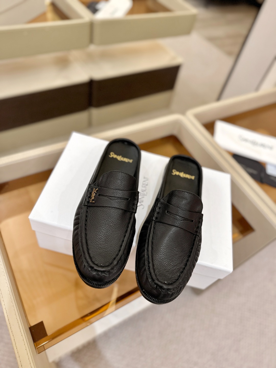 （情侣款） SAINT LAURENT圣罗兰新款褶皱乐福鞋系列🤝🤝YSL女孩的松弛感真的被狠狠拿捏 简直