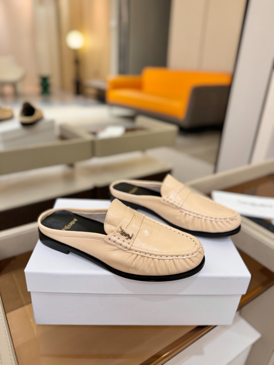 （情侣款） SAINT LAURENT圣罗兰新款褶皱乐福鞋系列🤝🤝YSL女孩的松弛感真的被狠狠拿捏 简直