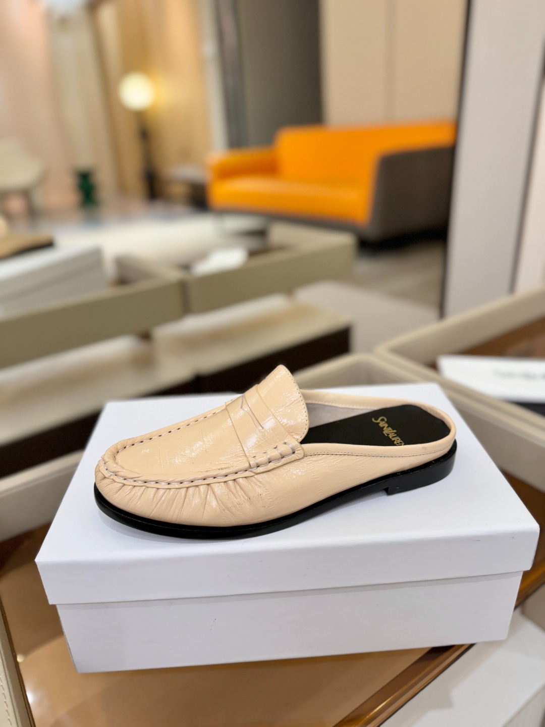 （情侣款） SAINT LAURENT圣罗兰新款褶皱乐福鞋系列🤝🤝YSL女孩的松弛感真的被狠狠拿捏 简直