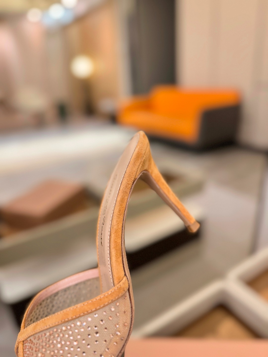 Gianvito rossi 👠拖鞋顶级版本，代购品质！👡施华洛奇水钻尖头高跟拖鞋，宛如从童话中走来的仙