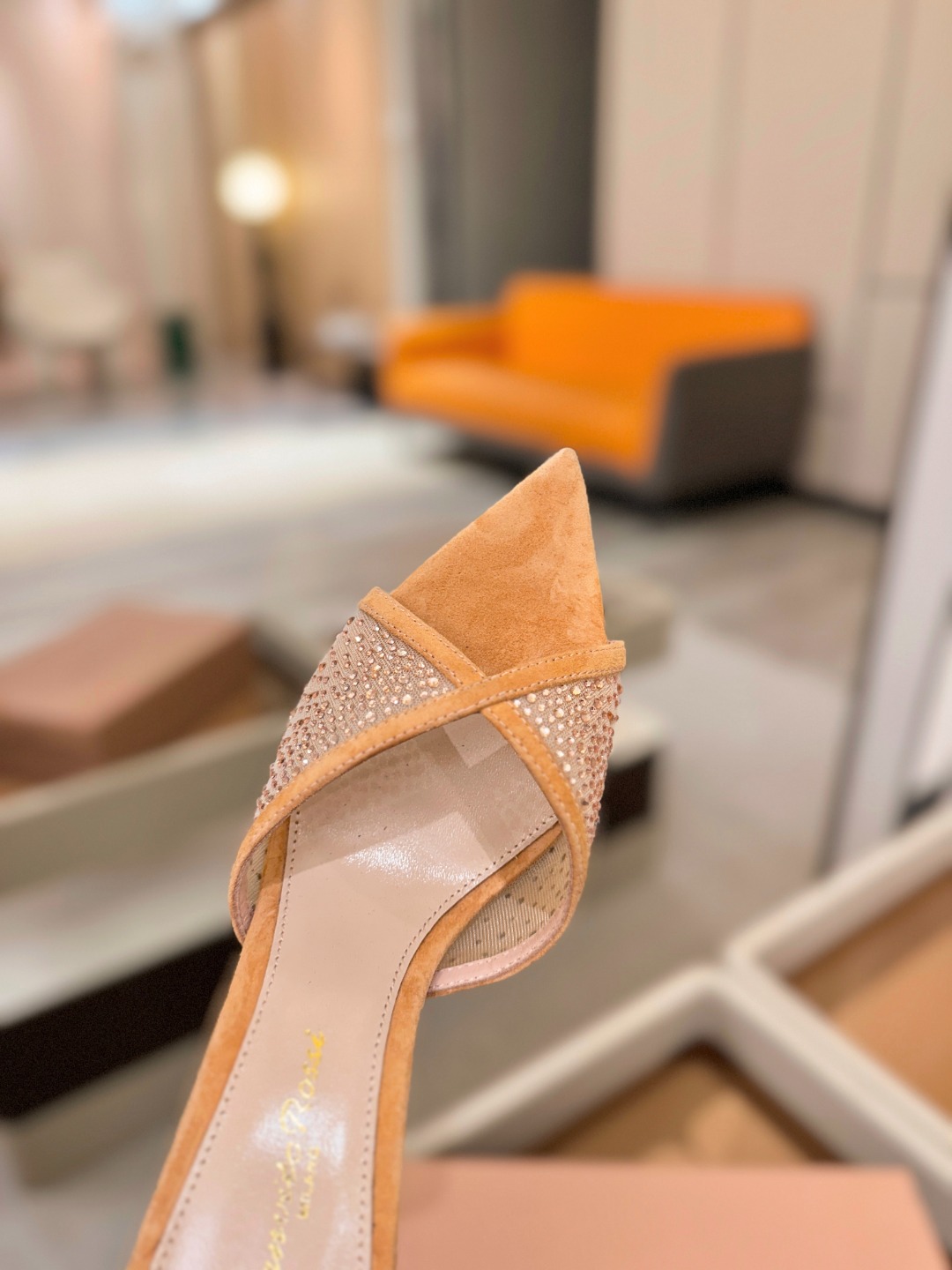 Gianvito rossi 👠拖鞋顶级版本，代购品质！👡施华洛奇水钻尖头高跟拖鞋，宛如从童话中走来的仙