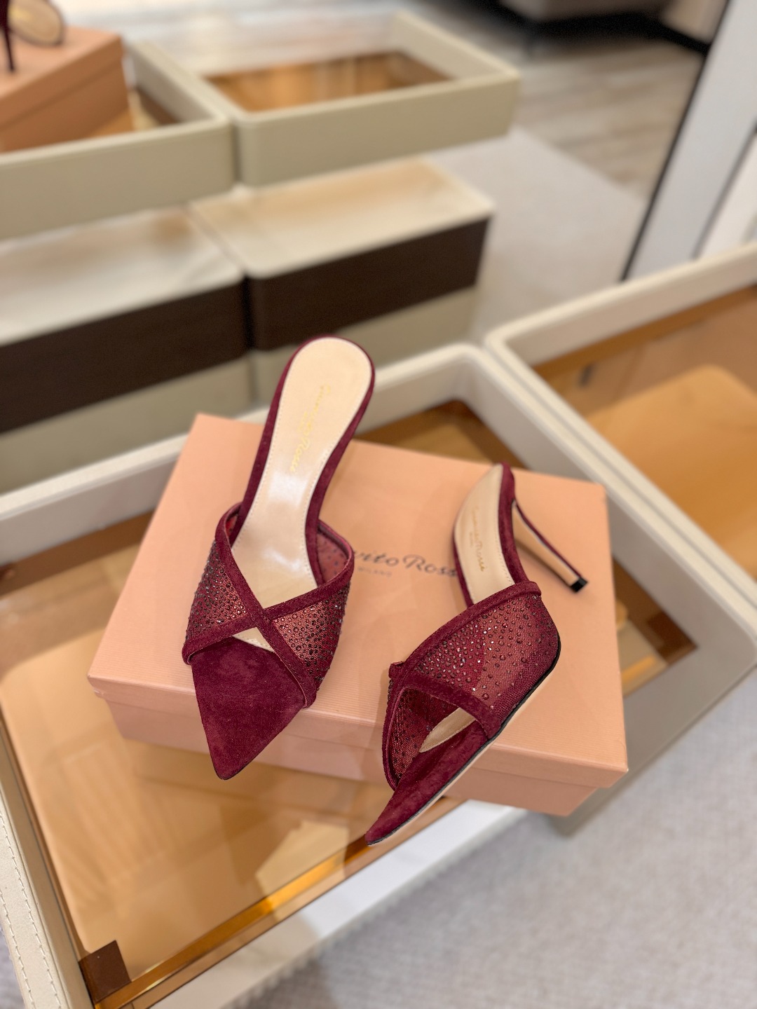 Gianvito rossi 👠拖鞋顶级版本，代购品质！👡施华洛奇水钻尖头高跟拖鞋，宛如从童话中走来的仙