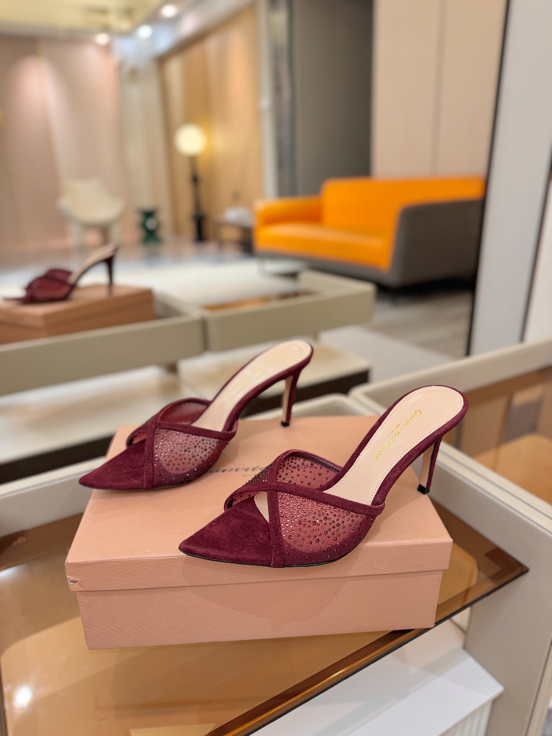 Gianvito rossi 👠拖鞋顶级版本，代购品质！👡施华洛奇水钻尖头高跟拖鞋，宛如从童话中走来的仙