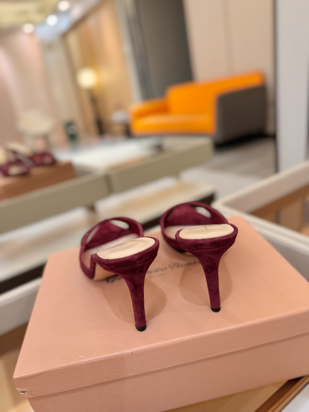 Gianvito rossi 👠拖鞋顶级版本，代购品质！👡施华洛奇水钻尖头高跟拖鞋，宛如从童话中走来的仙