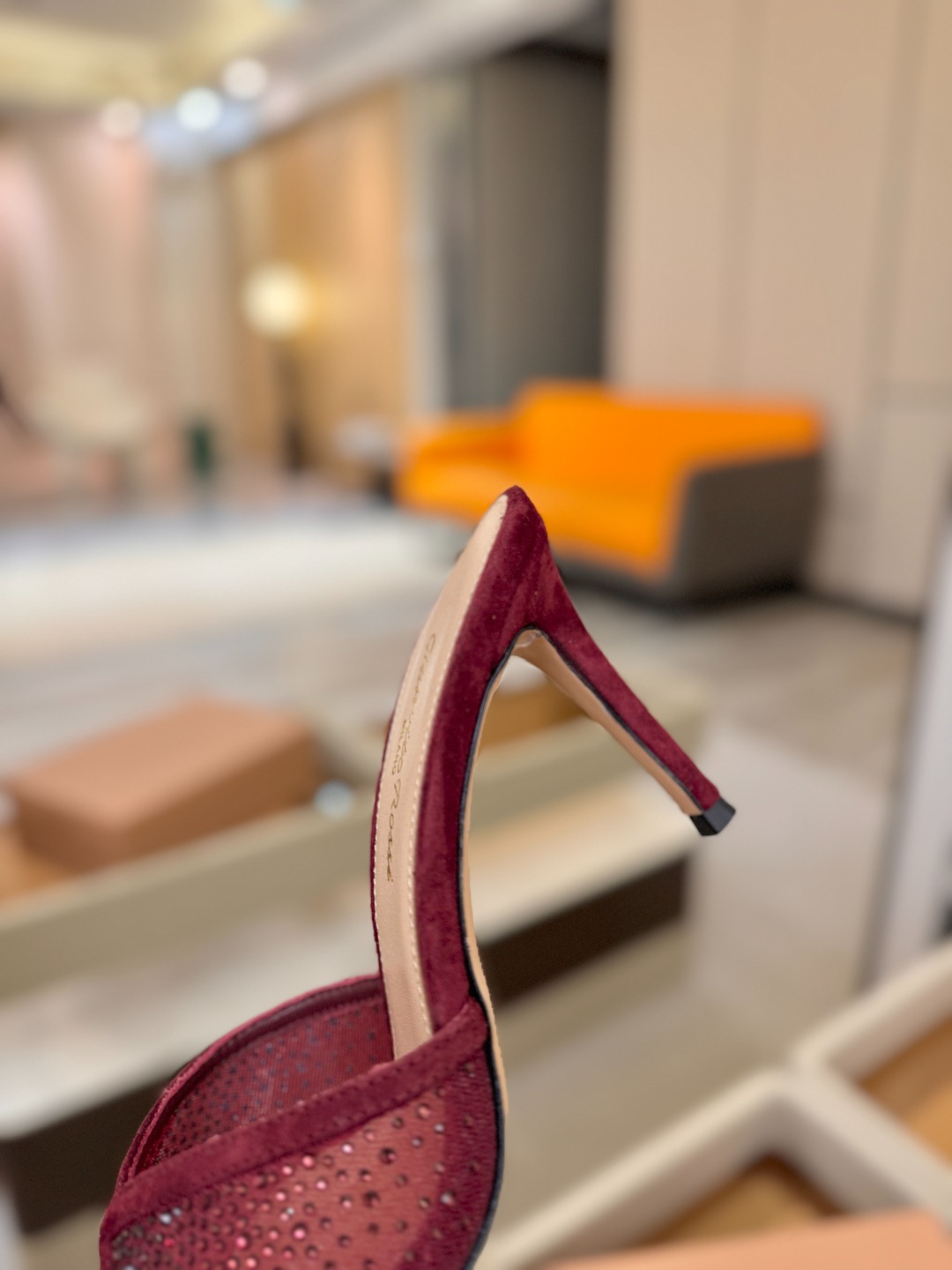 Gianvito rossi 👠拖鞋顶级版本，代购品质！👡施华洛奇水钻尖头高跟拖鞋，宛如从童话中走来的仙