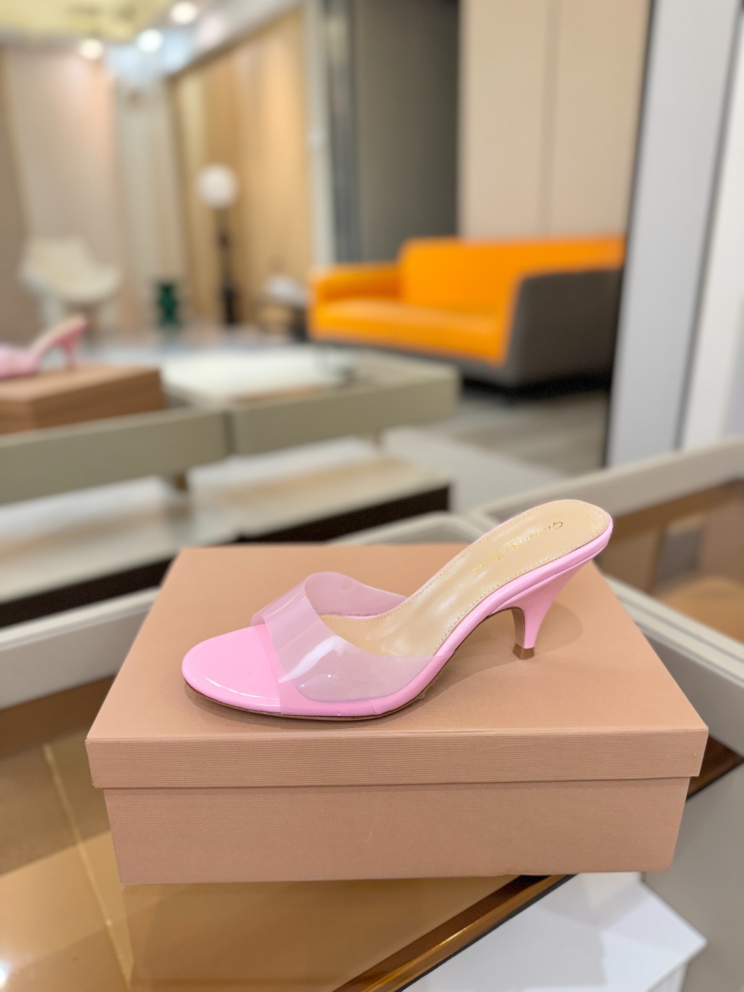 Gianvito Rossi 👠胶片拖鞋顶级版本！代购品质！👡圆头高坡跟跟拖鞋，宛如从童话中走来的仙履💖