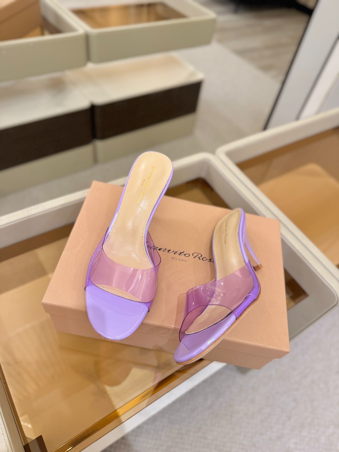 Gianvito Rossi 👠胶片拖鞋顶级版本！代购品质！👡圆头高坡跟跟拖鞋，宛如从童话中走来的仙履💖