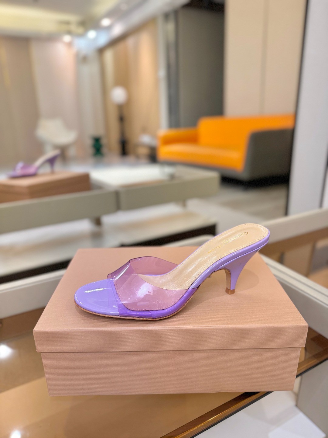 Gianvito Rossi 👠胶片拖鞋顶级版本！代购品质！👡圆头高坡跟跟拖鞋，宛如从童话中走来的仙履💖