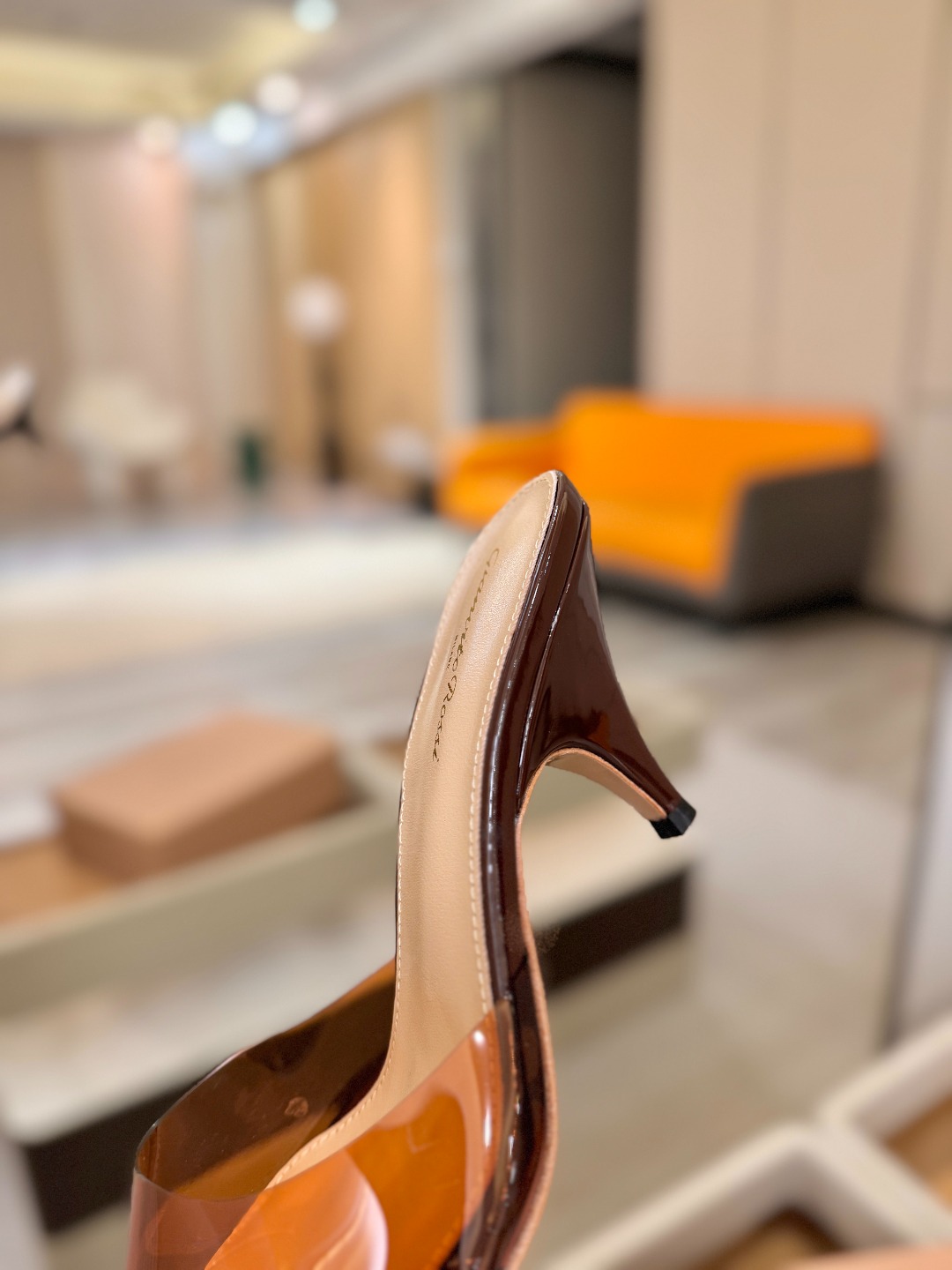 Gianvito Rossi 👠胶片拖鞋顶级版本！代购品质！👡圆头高坡跟跟拖鞋，宛如从童话中走来的仙履💖