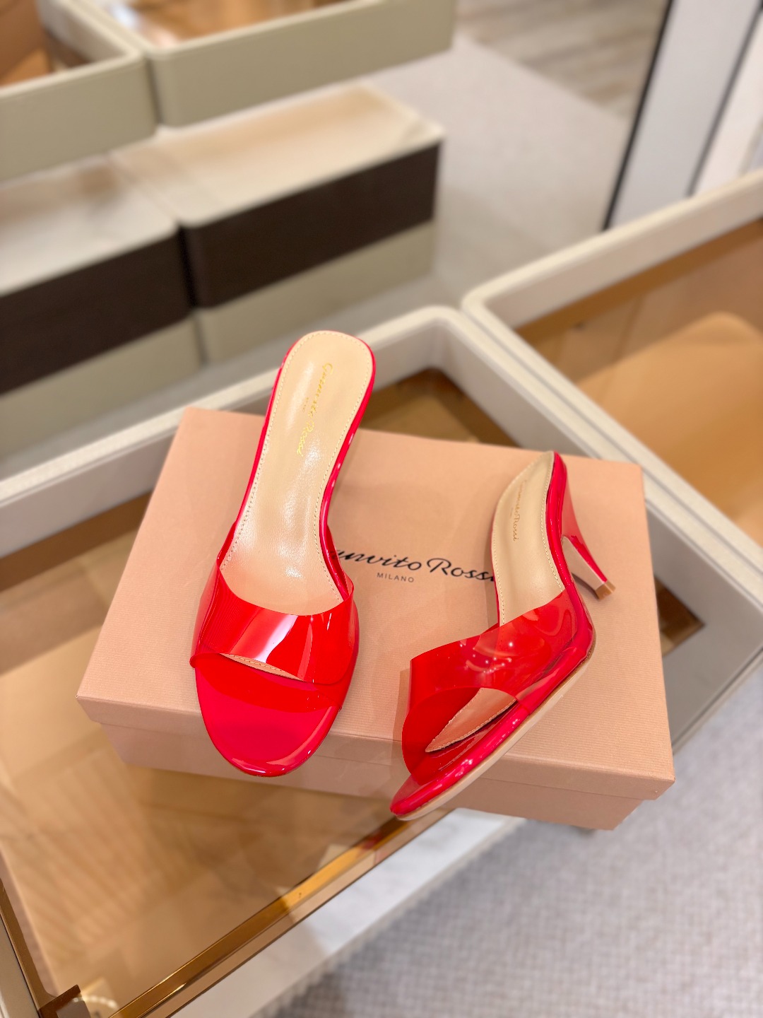 Gianvito Rossi 👠胶片拖鞋顶级版本！代购品质！👡圆头高坡跟跟拖鞋，宛如从童话中走来的仙履💖