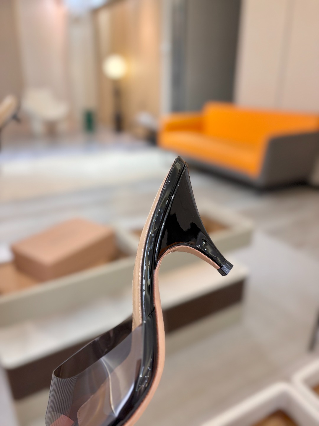 Gianvito Rossi 👠胶片拖鞋顶级版本！代购品质！👡圆头高坡跟跟拖鞋，宛如从童话中走来的仙履💖