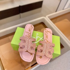 SAM EDELMAN(三姆爱德曼) 是来自纽约的轻奢设计师品牌 虞书欣代言同款🫰时尚休闲一字拖鞋 美式 SAM EDELMAN(三姆爱德曼) 是来自纽约的轻奢设计师品牌 虞书欣代言同款🫰时尚休闲一字拖鞋 美式