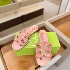 SAM EDELMAN(三姆爱德曼) 是来自纽约的轻奢设计师品牌 虞书欣代言同款🫰时尚休闲一字拖鞋 美式 SAM EDELMAN(三姆爱德曼) 是来自纽约的轻奢设计师品牌 虞书欣代言同款🫰时尚休闲一字拖鞋 美式
