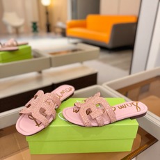 SAM EDELMAN(三姆爱德曼) 是来自纽约的轻奢设计师品牌 虞书欣代言同款🫰时尚休闲一字拖鞋 美式 SAM EDELMAN(三姆爱德曼) 是来自纽约的轻奢设计师品牌 虞书欣代言同款🫰时尚休闲一字拖鞋 美式
