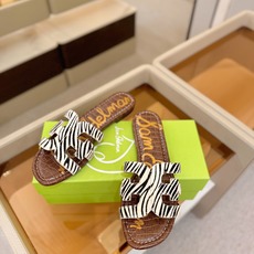 SAM EDELMAN(三姆爱德曼) 是来自纽约的轻奢设计师品牌 虞书欣代言同款🫰时尚休闲一字拖鞋 美式 SAM EDELMAN(三姆爱德曼) 是来自纽约的轻奢设计师品牌 虞书欣代言同款🫰时尚休闲一字拖鞋 美式