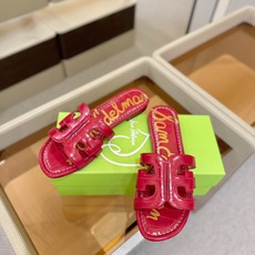 SAM EDELMAN(三姆爱德曼) 是来自纽约的轻奢设计师品牌 虞书欣代言同款🫰时尚休闲一字拖鞋 美式 SAM EDELMAN(三姆爱德曼) 是来自纽约的轻奢设计师品牌 虞书欣代言同款🫰时尚休闲一字拖鞋 美式